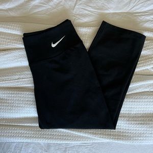 Nike Dri-Fit Crop Athletic Leggings